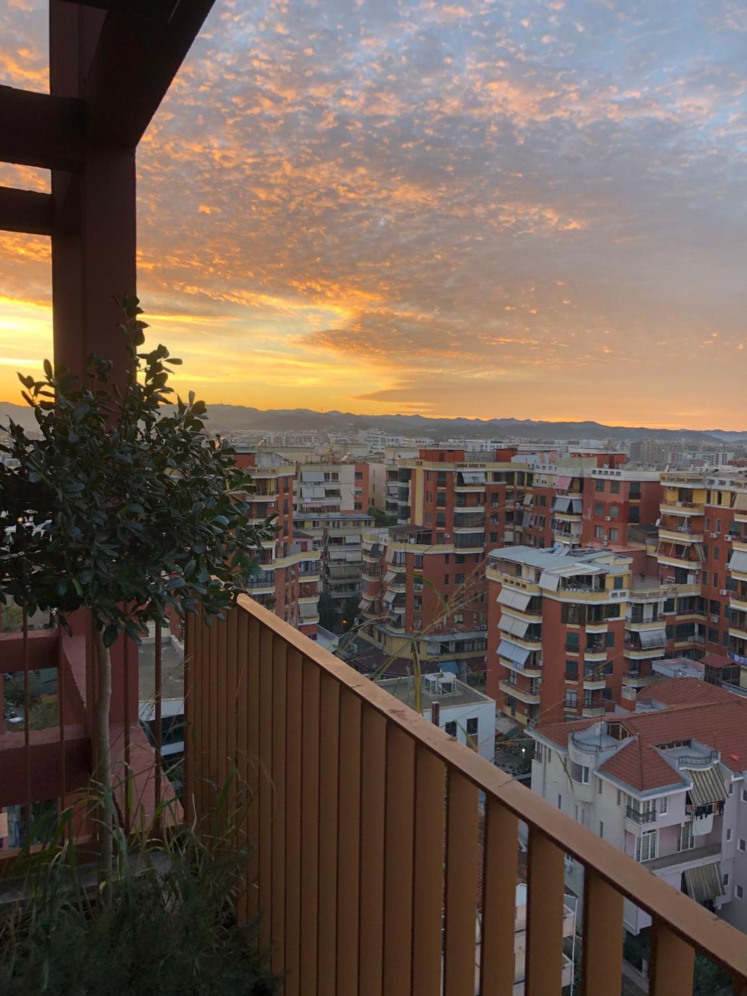 Garden Building Luxury Apartment Tiranë Eksteriør bilde
