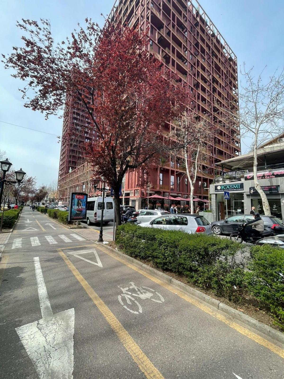 Garden Building Luxury Apartment Tiranë Eksteriør bilde