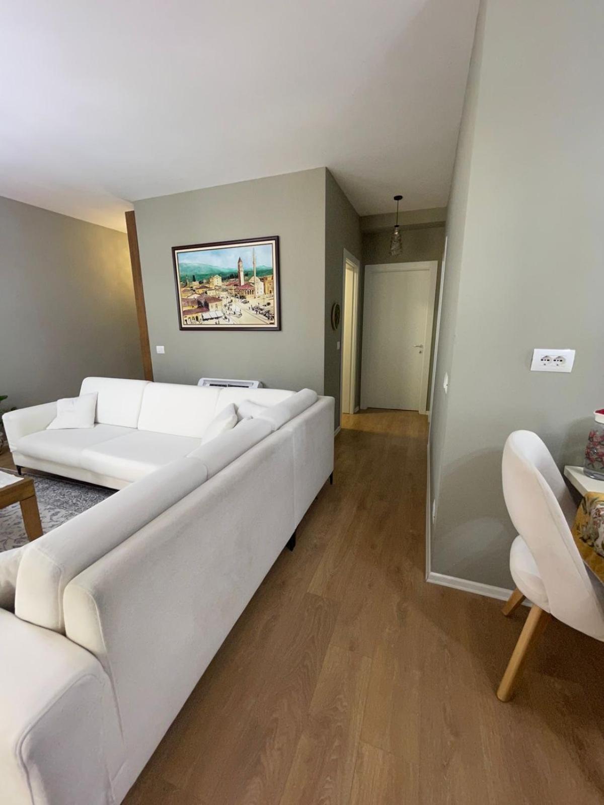 Garden Building Luxury Apartment Tiranë Eksteriør bilde